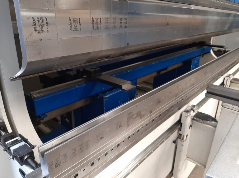 Trumpf V130