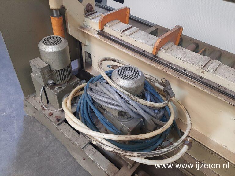 Theis plaat stapelaar