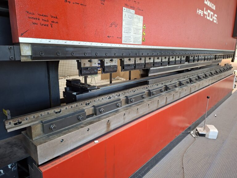 Amada 400T