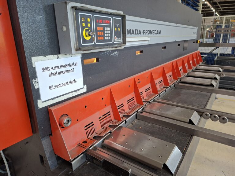 Amada plaatschaar